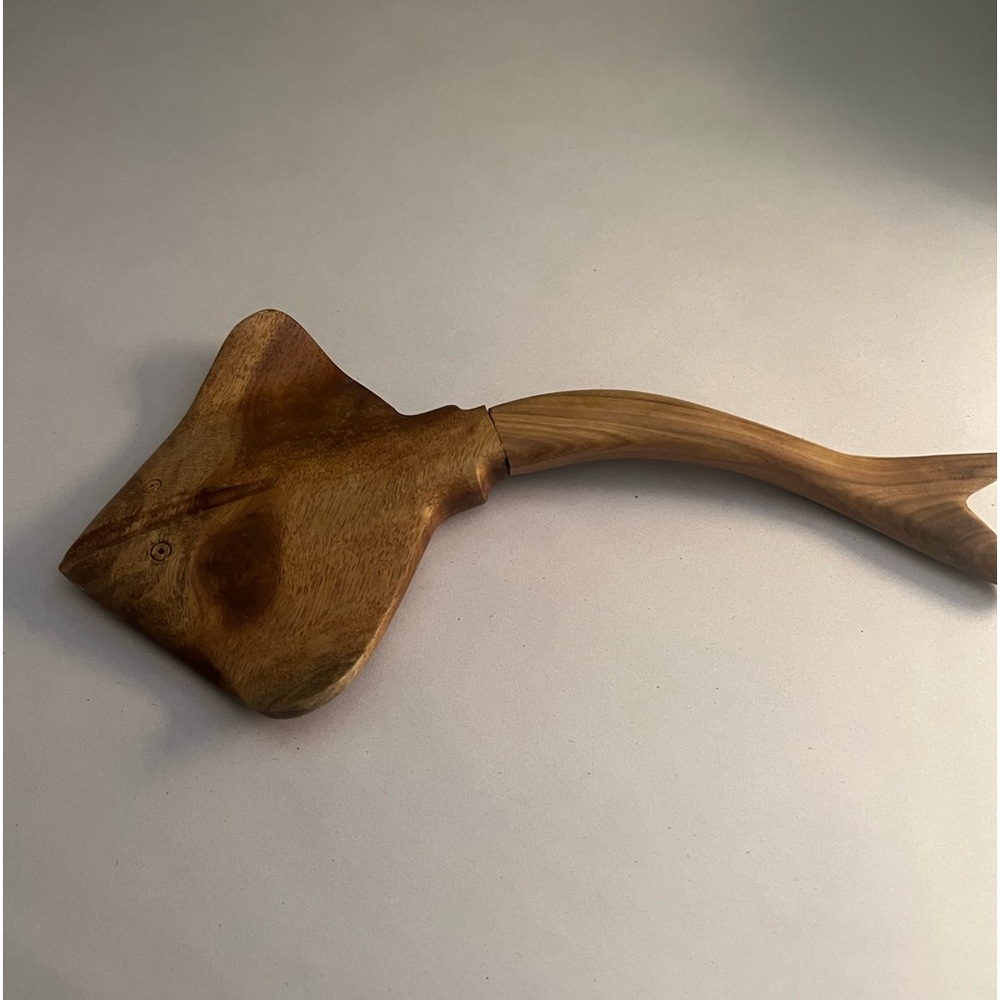 Hand Carved Wooden Sting Ray with movable Tail
